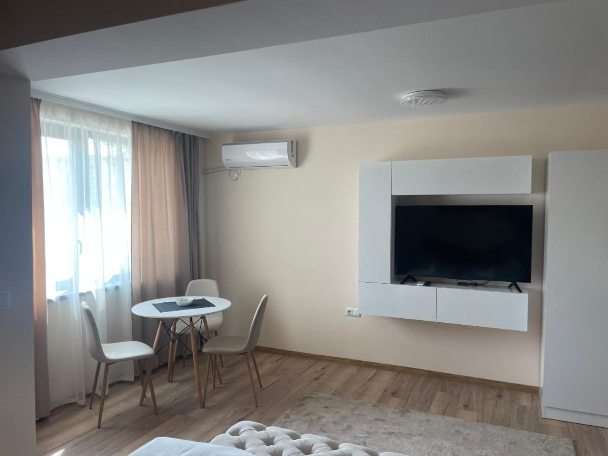 Teddy Apartment 大特尔诺沃 外观 照片