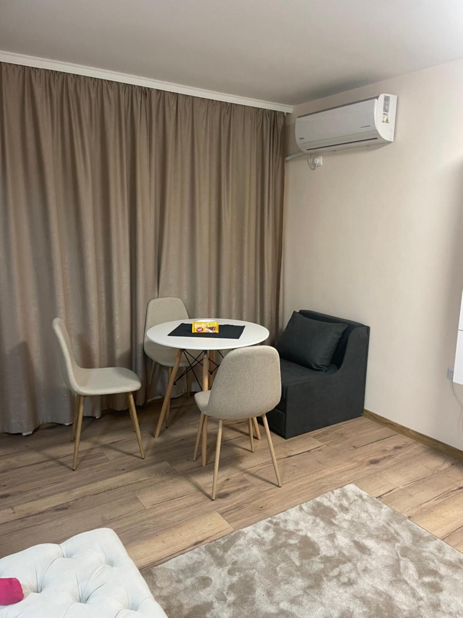 Teddy Apartment 大特尔诺沃 外观 照片