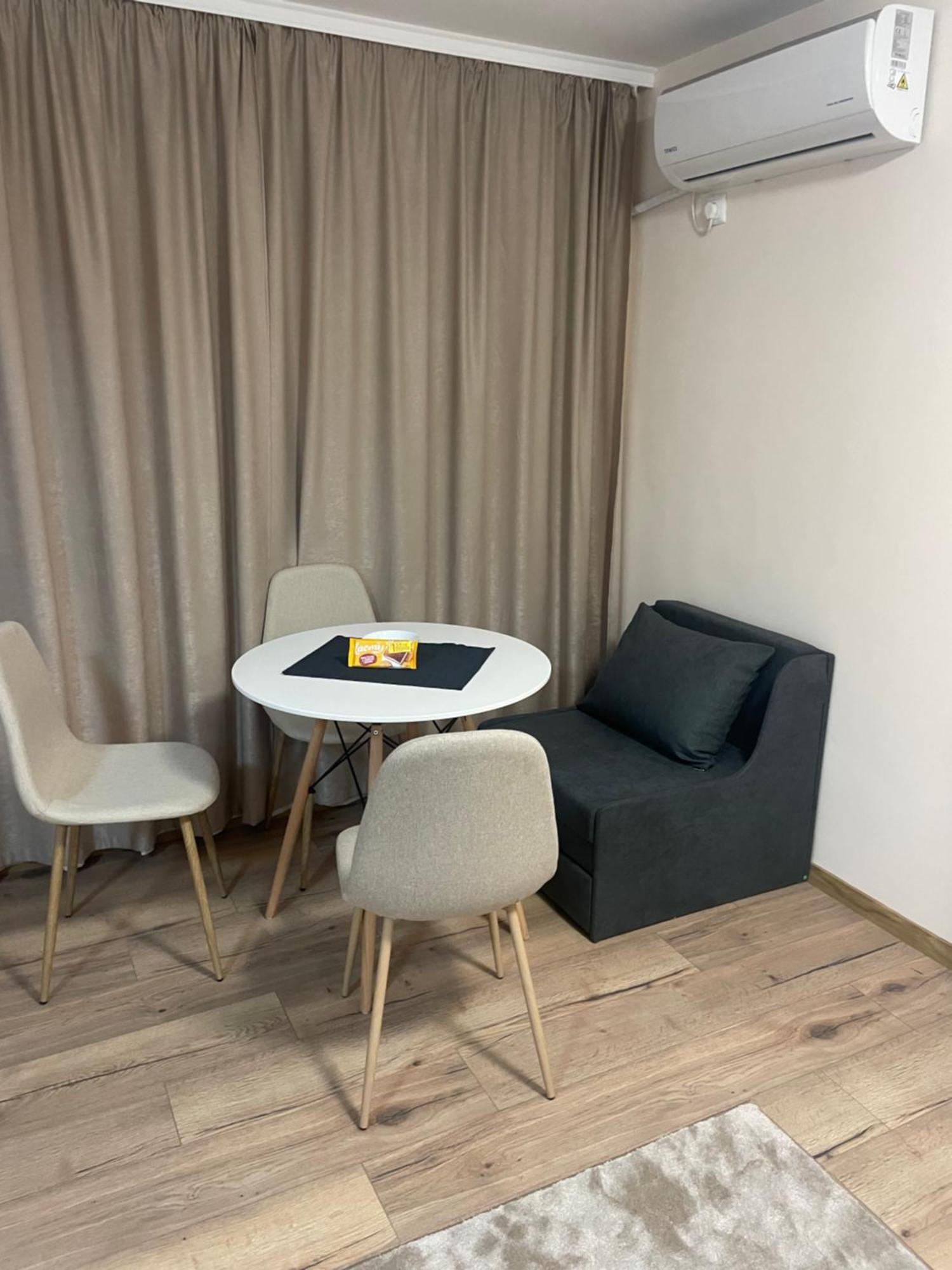 Teddy Apartment 大特尔诺沃 外观 照片